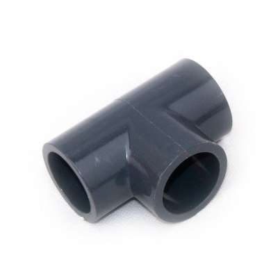 T-Stück 32 mm 90 Grad aus PVC-U Kunststoff als Verteiler für PVC Fittings bzw. Anschluss